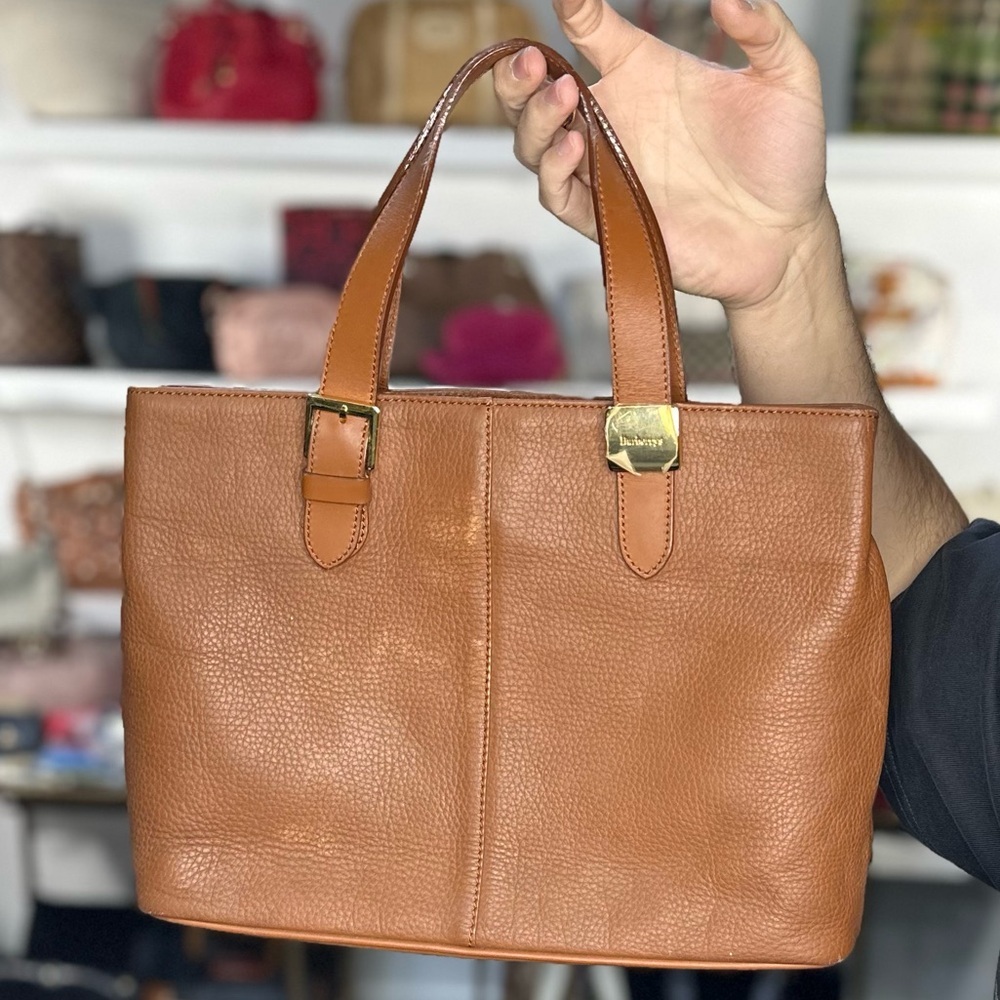 BURBERRY LEATHER TOTE